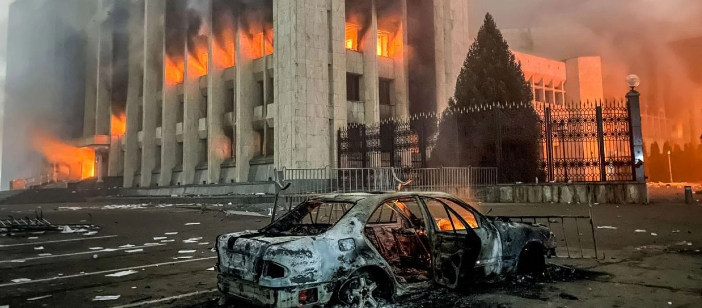 «Άγνωστοι» πλήρωσαν αλλοδαπούς «διαδηλωτές» για να προκαλέσουν χάος στο Καζακστάν - Ποιοι ήθελαν αποσταθεροποίηση;